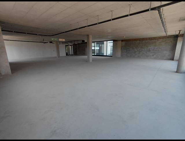 36,844M² OFFICE TO LET IN WATERFALL